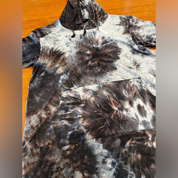 NWT Coco + Carmen Tie Dye Short Sleeve Hooded Dress With Pockets - Picture 4 of 9